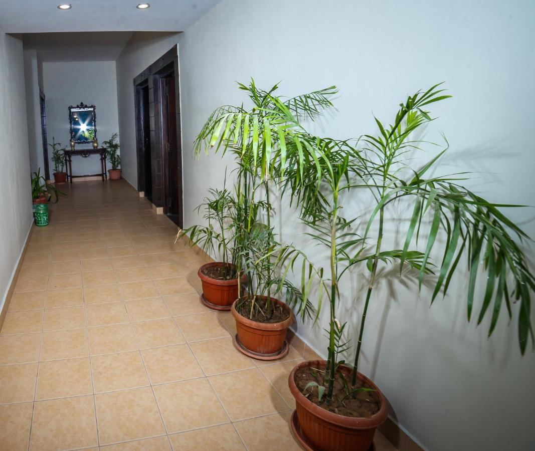 Vip House Hotell Peshawar Eksteriør bilde