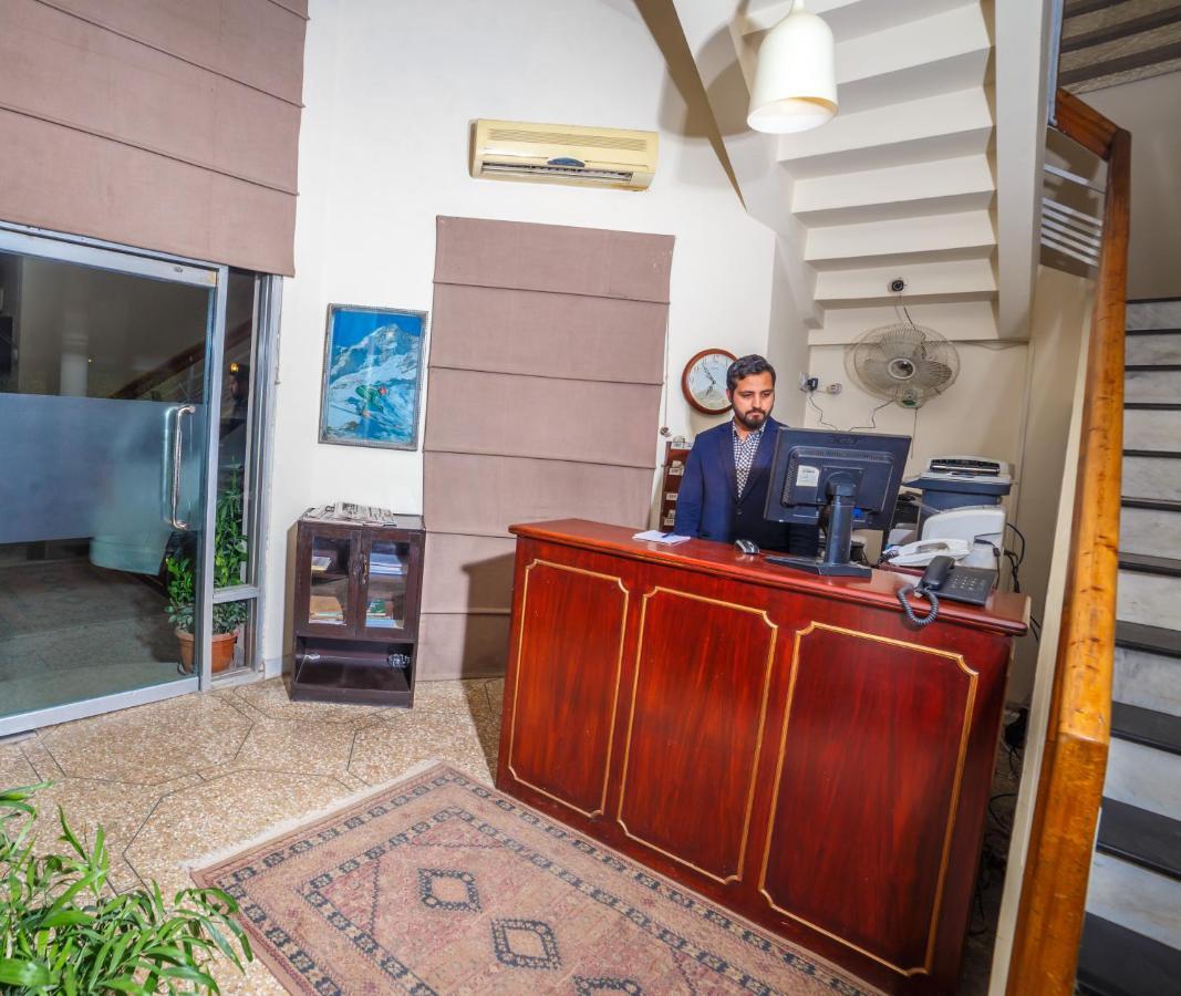 Vip House Hotell Peshawar Eksteriør bilde