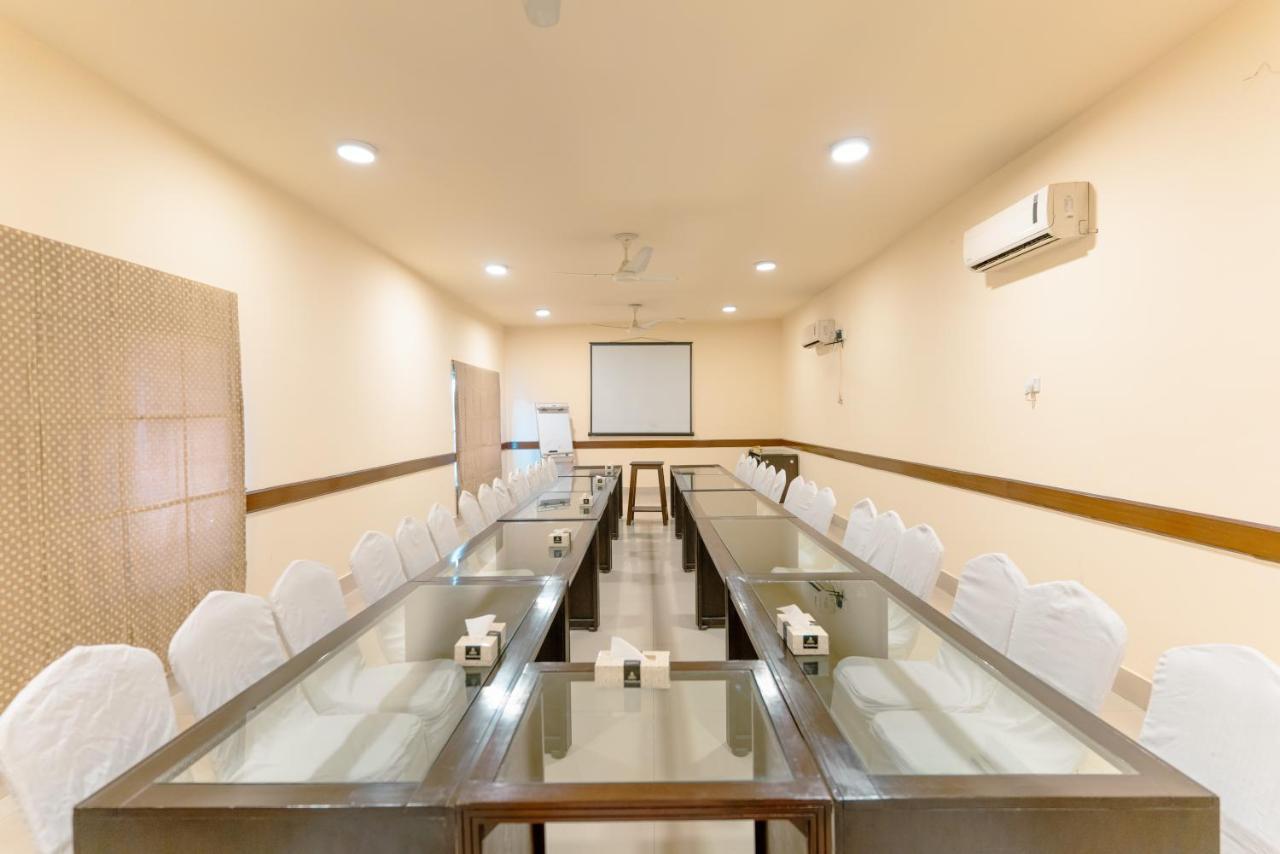 Vip House Hotell Peshawar Eksteriør bilde