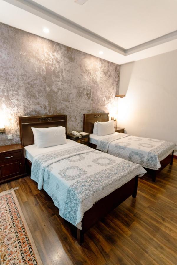Vip House Hotell Peshawar Eksteriør bilde