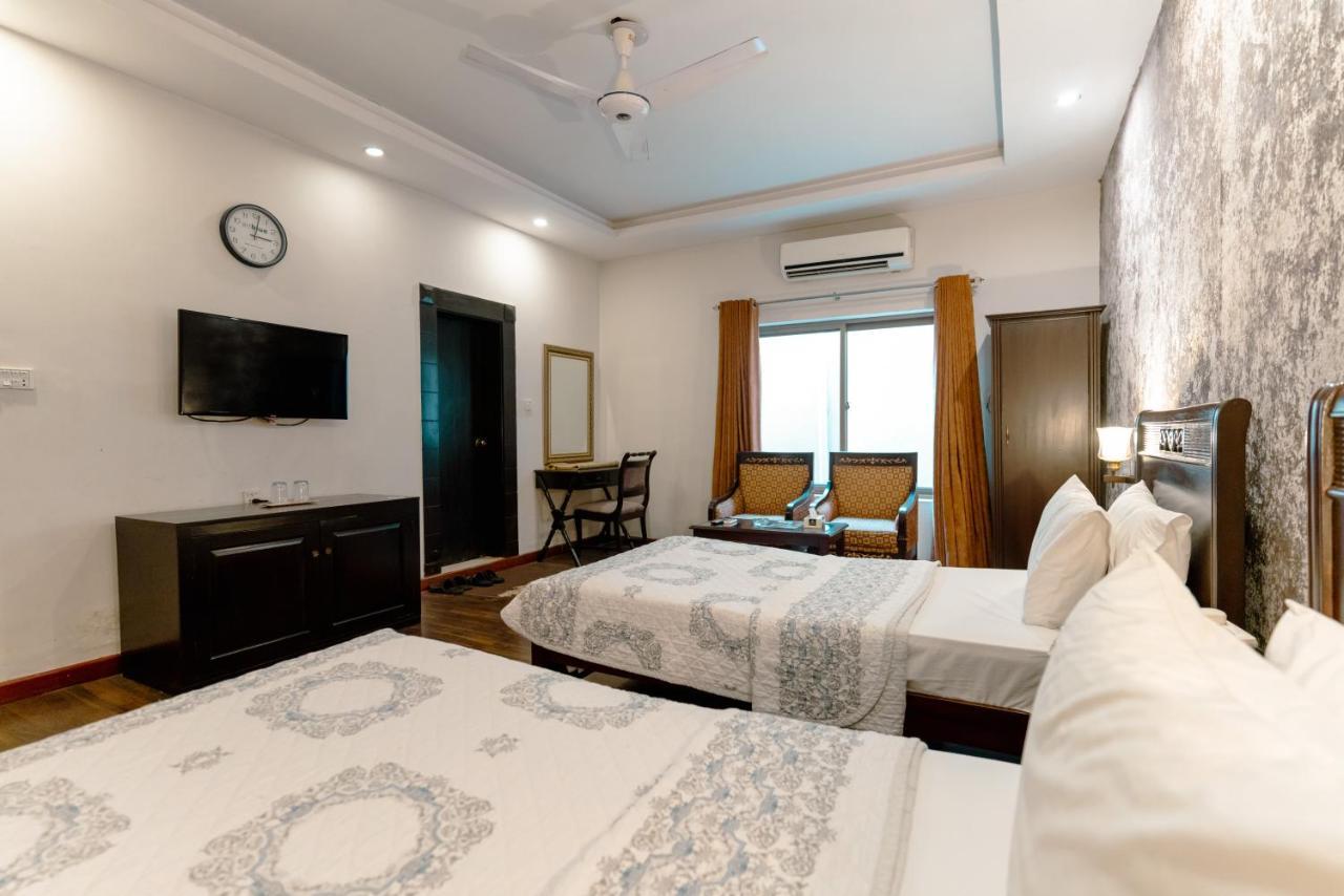 Vip House Hotell Peshawar Eksteriør bilde