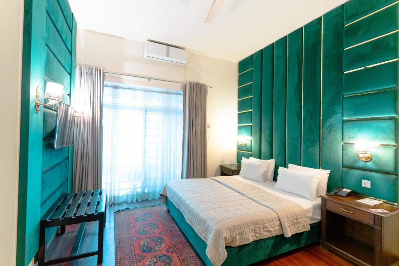 Vip House Hotell Peshawar Eksteriør bilde