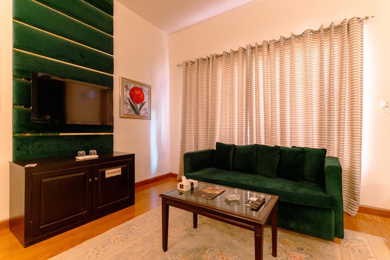 Vip House Hotell Peshawar Eksteriør bilde